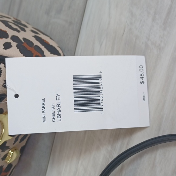 Betsey Johnson Cheetah Mini Barrel NWT - Picture 4 of 9